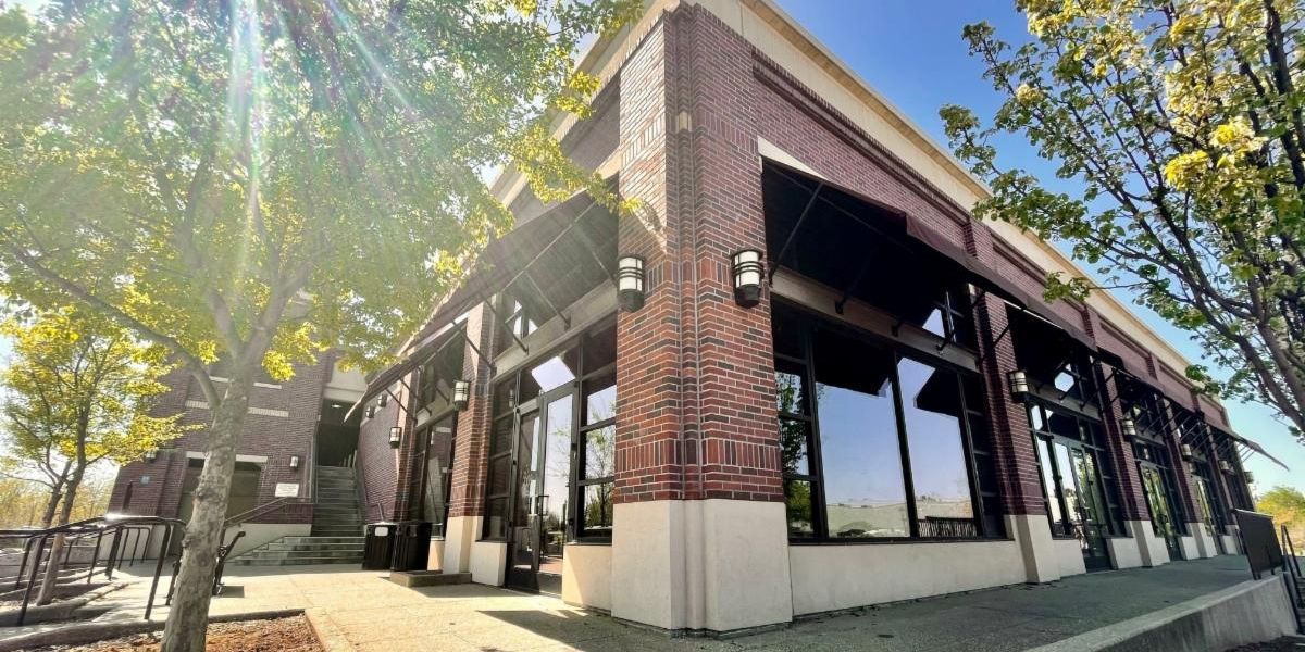 Exterior of an open facility/business space in Historic District