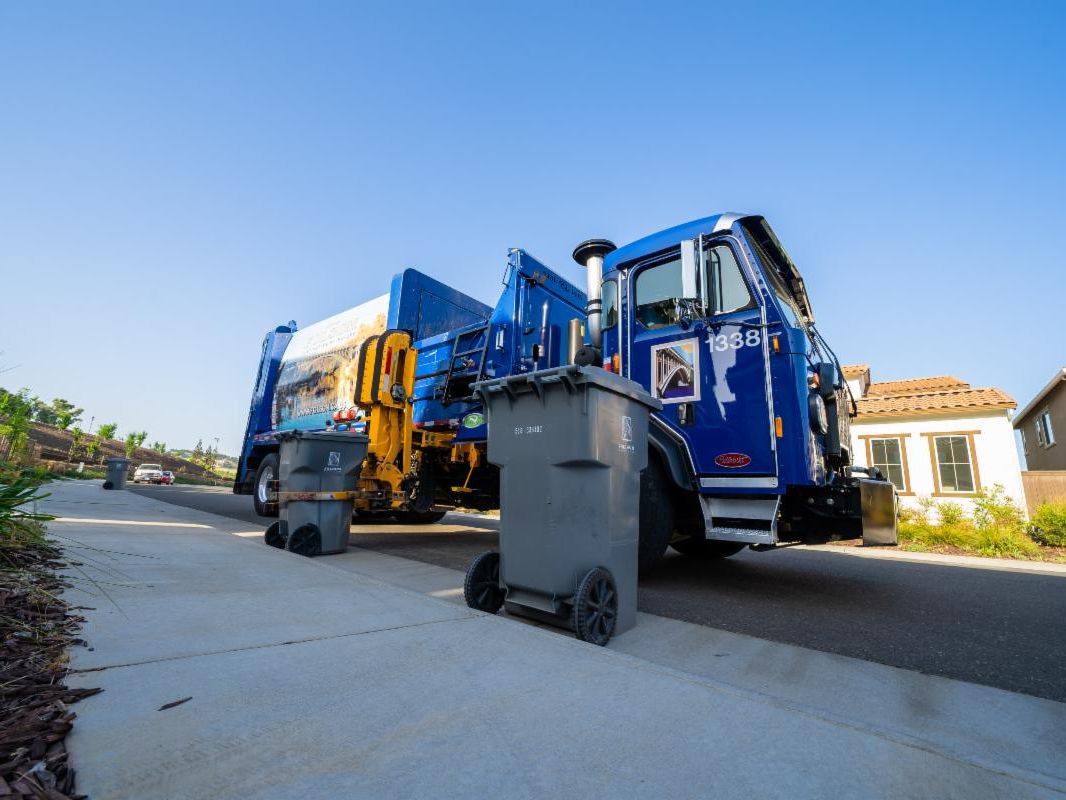 Refuse Truck - April 2021-6